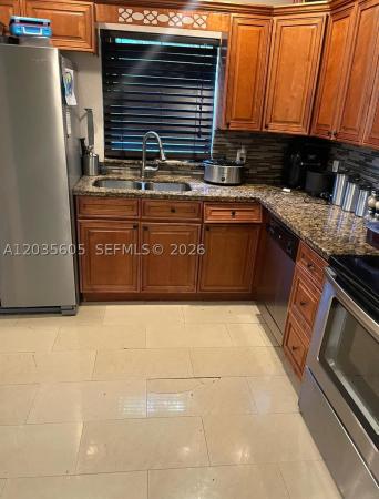 Commonwealth Manor, 1260 SW 6th Ave, Deerfield Beach, Florida 33441, image 3
