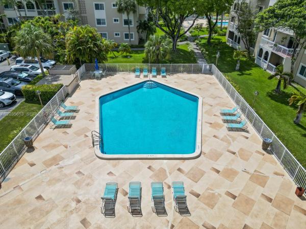 7845 Camino Real O-413 #O-413, Unincorporated Dade County, Florida 33143, image 1