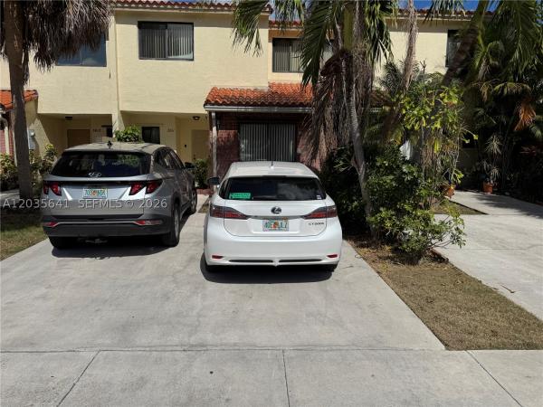Hollywood Gardens, 3811 Simms St, Hollywood, Florida 33021, image 2