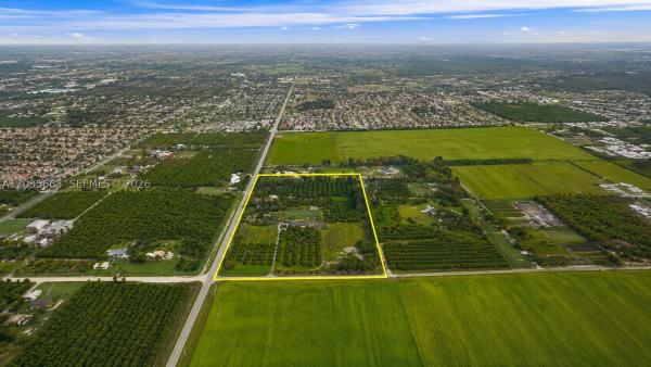 19051 SW 147th Ave, Unincorporated Dade County, Florida 33187, image 1