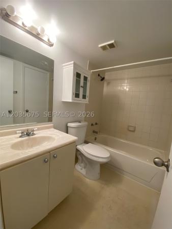 Le Club At Old Cutler, 8600 SW 212th St #208, Cutler Bay, Florida 33189, image 2