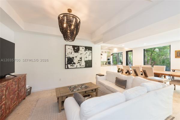 Biscayne Key Estates, 650 Curtiswood Dr, Key Biscayne, Florida 33149, image 1