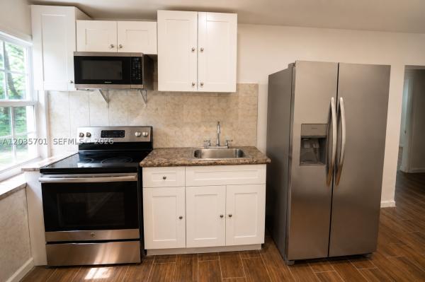 10945 NW 19th Ave, Unincorporated Dade County, Florida 33167, image 1
