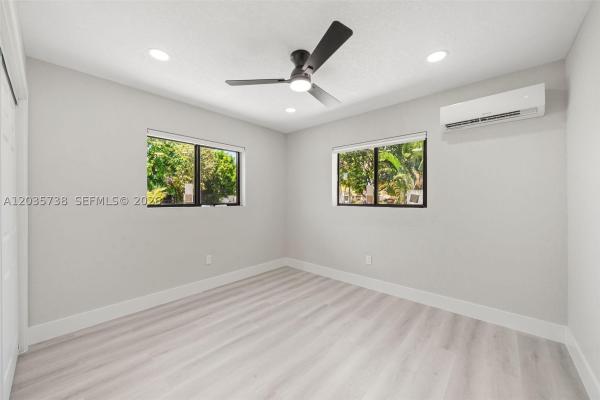Kendall Green, 1944 NE 2nd Ave, Pompano Beach, Florida 33060, image 1