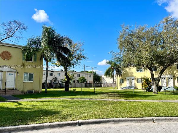 444 NW 84th St, Unincorporated Dade County, Florida 33150, image 2
