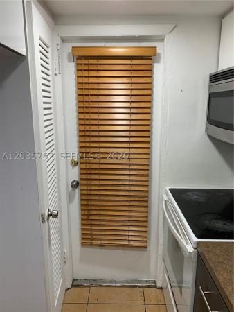 The Palms 51, 1851 NE 168th St #B-10, North Miami Beach, Florida 33162, image 1