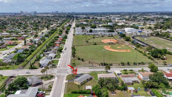 Park Manor, 560 W 34th St, Riviera Beach, Florida 33404, image 2