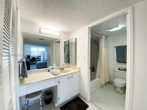 Winston Towers 700, 290 174th St #414, Sunny Isles Beach, Florida 33160, image 2