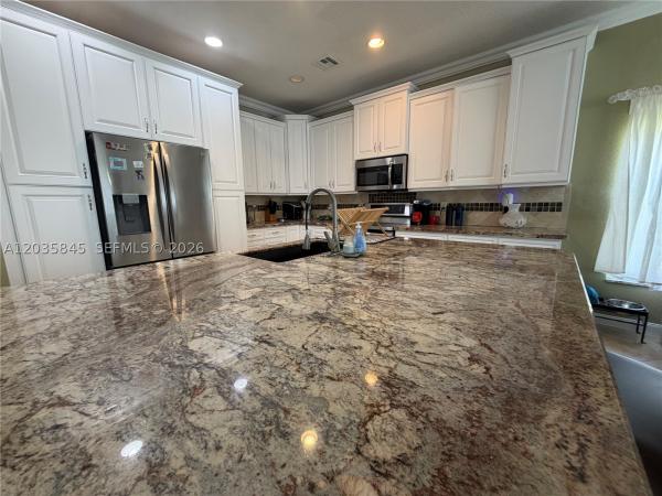 Pelican Trail West, 11927 NW 47th St, Coral Springs, Florida 33076, image 2
