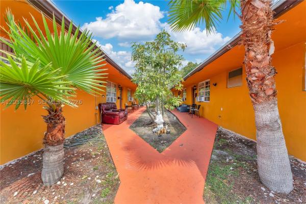 Hallandale Park, 129 SE 5th St #1-4, Hallandale Beach, Florida 33009, image 2