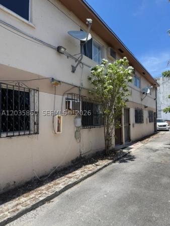Spring Garden, 927 NW 7th Ct #2, Miami, Florida 33136, image 2