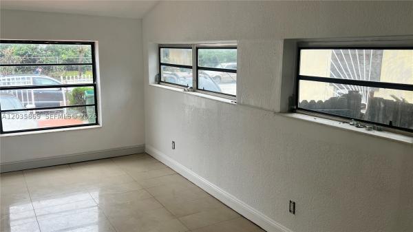 Buena Vista Gardens, 325 NW 56th St, Miami, Florida 33127, image 2