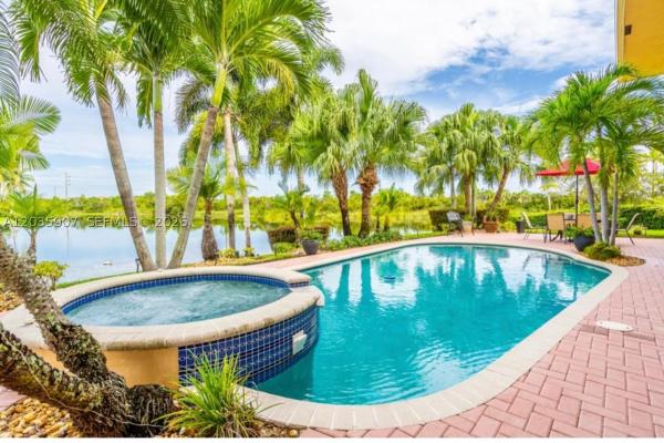 1333 SW 175th Way, Pembroke Pines, Florida 33029, image 3