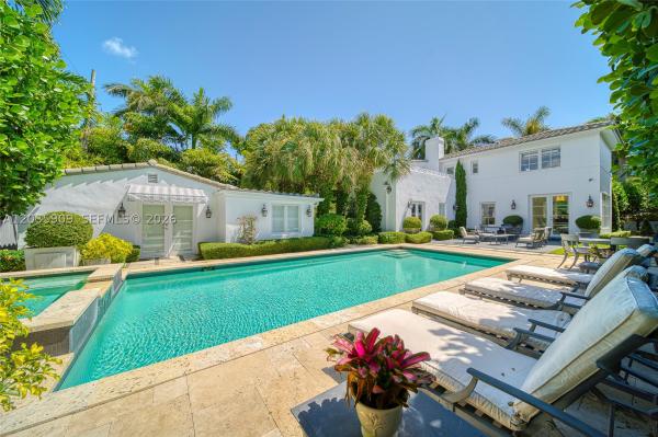 Flamingo Terrace, 2534 Flamingo Dr, Miami Beach, Florida 33140, image 3