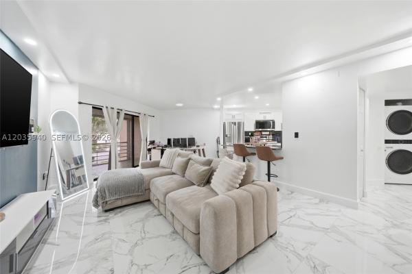 Plantation Club, 6855 W Broward Blvd #212, Plantation, Florida 33317, image 3
