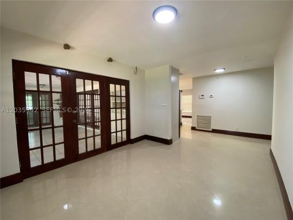 Bonaventure Lakes, 490 Bonaventure Blvd, Weston, Florida 33326, image 3