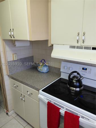 High House, 3021 NW 184th St, Miami Gardens, Florida 33056, image 1