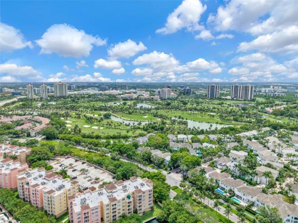 Turnberry Isle North, 19707 Turnberry Way #17A, Aventura, Florida 33180, image 2