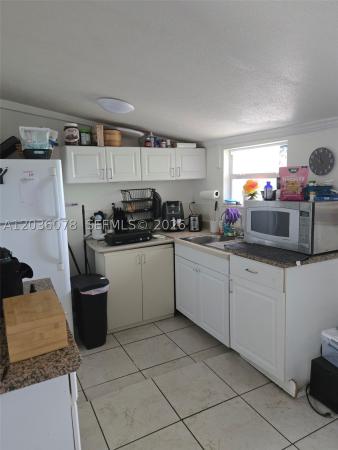 11290 SW 47th Ter, Unincorporated Dade County, Florida 33165, image 2