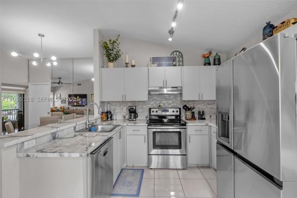 12026 NW 11th St, Pembroke Pines, Florida 33026, image 2