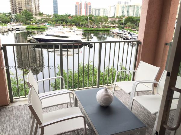 The Yacht Club At Aventura, 19655 E Country Club Dr #6504, Aventura, Florida 33180, image 1