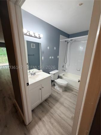 15741 SW 137th Ave #204, Unincorporated Dade County, Florida 33177, image 2