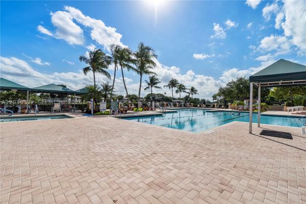 Yardley, 7715 Yardley Dr #212, Tamarac, Florida 33321, image 2