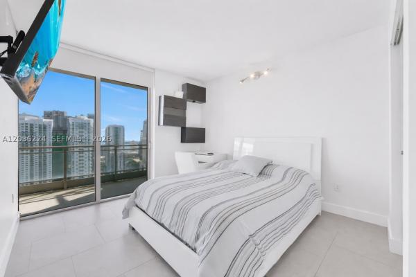 Mint At Riverfront, 92 SW 3rd St #3611, Miami, Florida 33130, image 2