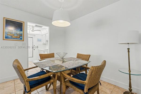 Colonial Manor East, 2500 NE 9th St #111, Fort Lauderdale, Florida 33304, image 2