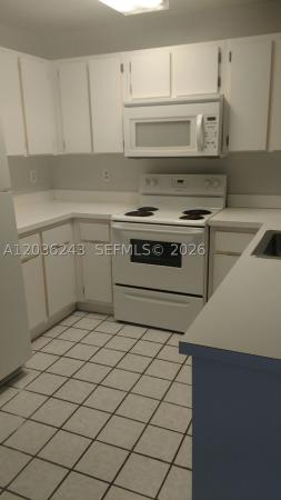 9810 Hammocks Blvd #202, Unincorporated Dade County, Florida 33196, image 3