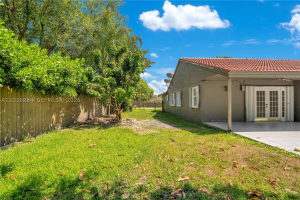 15241 SW 150th St, Unincorporated Dade County, Florida 33196, image 2