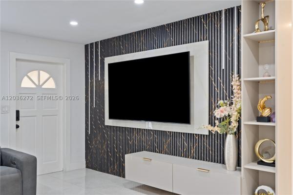 Orangebrook Golf Estates, 706 N 32nd Ct, Hollywood, Florida 33021, image 1