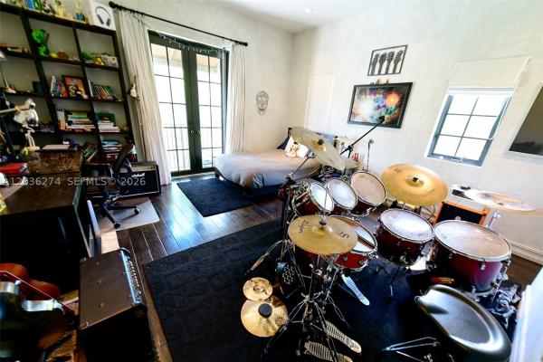 6220 SW 86th St, Unincorporated Dade County, Florida 33143, image 2