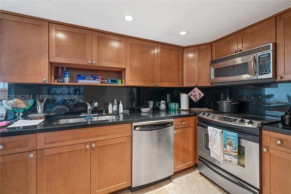 Costa Brava, 11 Island Ave #1708, Miami Beach, Florida 33139, image 2