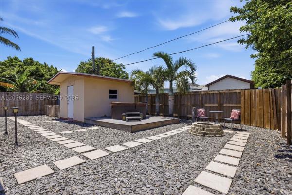 Hollywood Pines, 6105 Fletcher St, Hollywood, Florida 33023, image 3