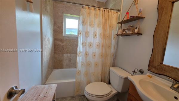 Griffing Biscayne Park Estates, 390 NE 127th St, North Miami, Florida 33161, image 2