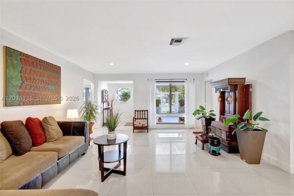 Imperial Point, 2261 NE 62nd St, Fort Lauderdale, Florida 33308, image 3