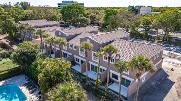 1555 NW 94th Way, Coral Springs, Florida 33071, image 2