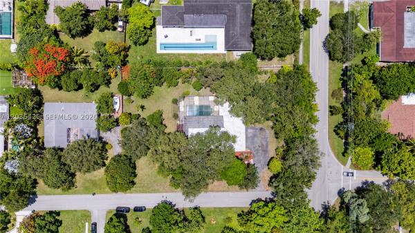 Coral Reef Estates, 15200 SW 88th Ave, Palmetto Bay, Florida 33157, image 1