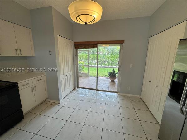 Coconuts, 77 Simonton Cir, Weston, Florida 33326, image 2