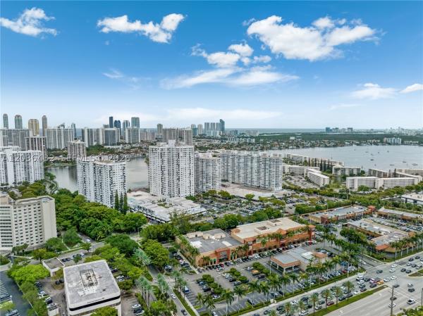 Commodore Plaza Tower, 2750 NE 183rd St #504, Aventura, Florida 33160, image 3