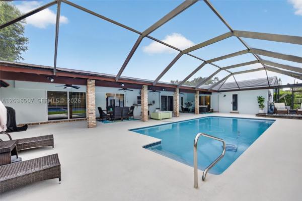12180 SW 92nd Ave, Unincorporated Dade County, Florida 33176, image 2
