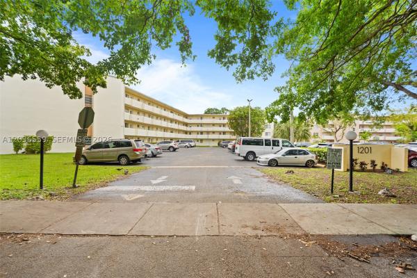 1201 NE 191st St #G219, Unincorporated Dade County, Florida 33179, image 1