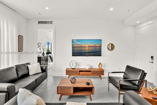 2100 Miami Rd #401, Fort Lauderdale, Florida 33316, image 1