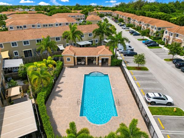 Towns At Seascape, 2448 SE 10th Ct, Homestead, Florida 33035, image 2