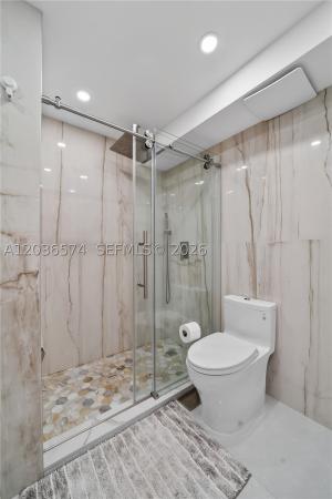 Winston Towers 400, 231 174th St #818, Sunny Isles Beach, Florida 33160, image 2