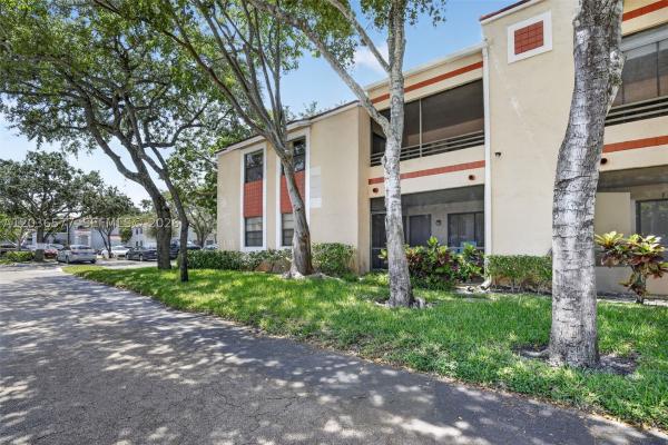 11931 NW 11th St, Pembroke Pines, Florida 33026, image 3