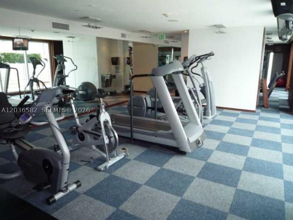 One Miami East, 335 S Biscayne Blvd #4200, Miami, Florida 33131, image 1