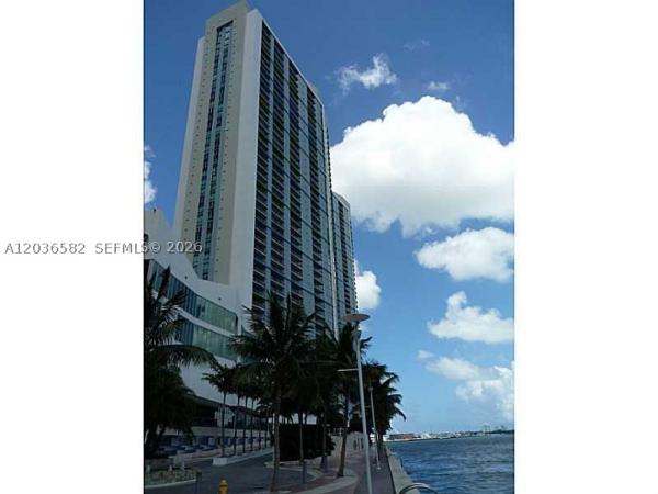 One Miami East, 335 Biscayne Bl #4200, Miami, Florida 33131, image 1