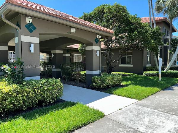 Pinehurst Club, 460 S Park Rd #6-203, Hollywood, Florida 33021, image 2